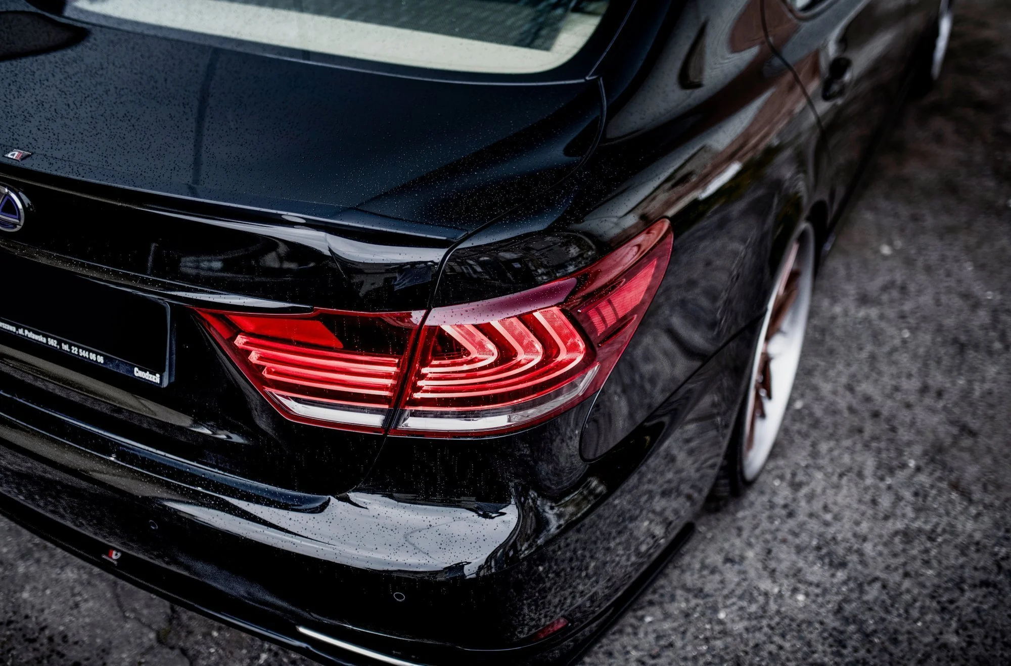 SPOILER CAP LEXUS LS MK4 FACELIFT - Image 6