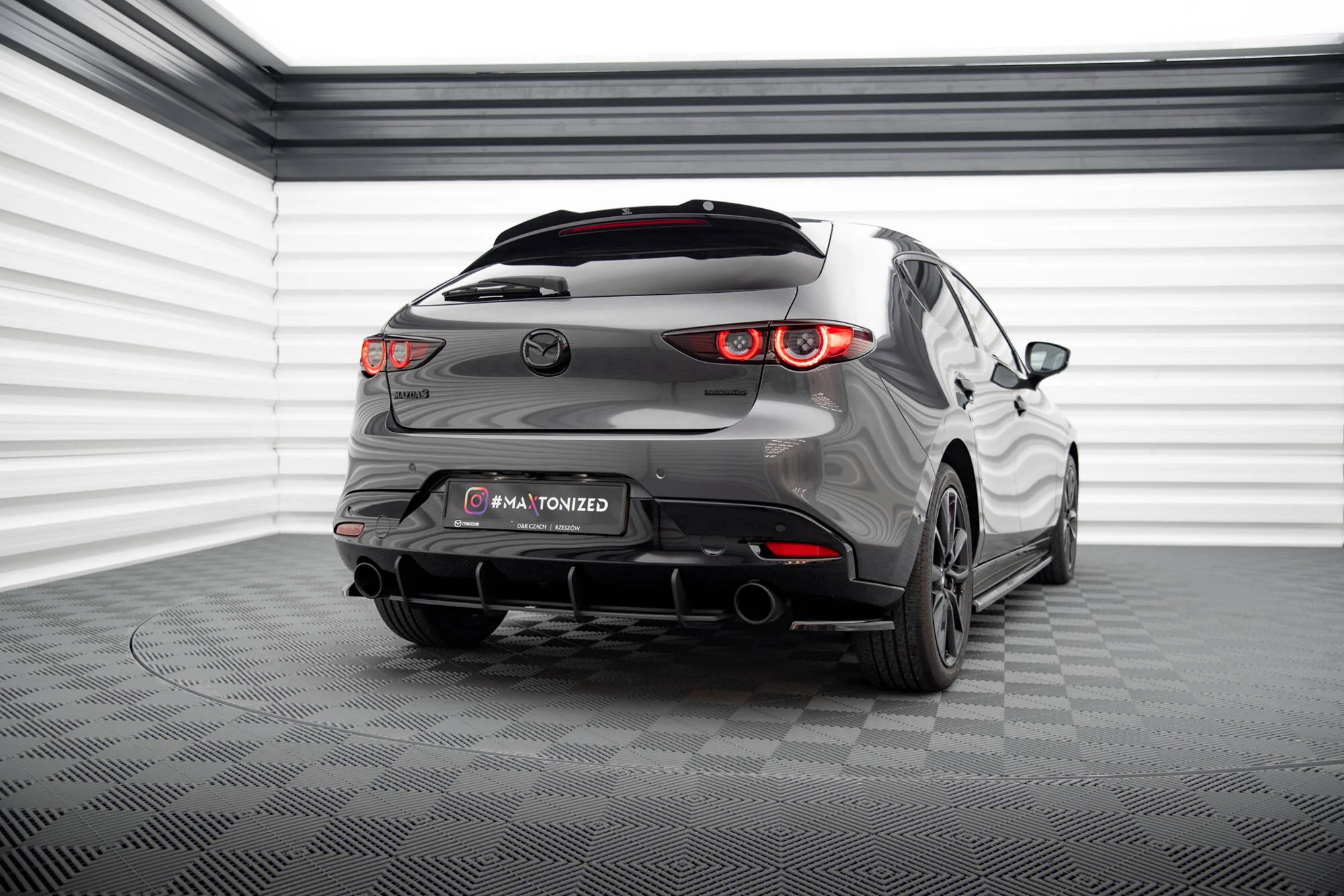 SPOILER CAP MAZDA 3 MK4 - Image 3