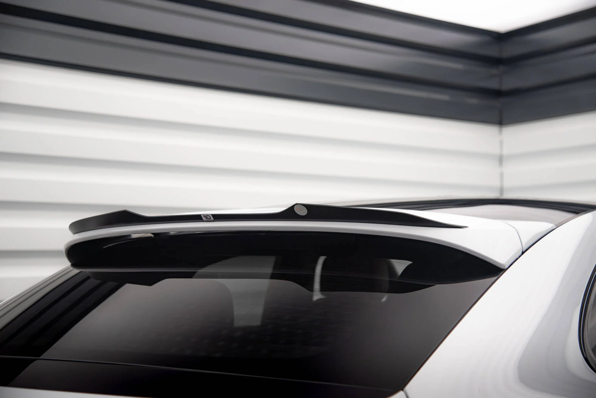 SPOILER CAP PORSCHE CAYENNE COUPE MK3 - Image 3