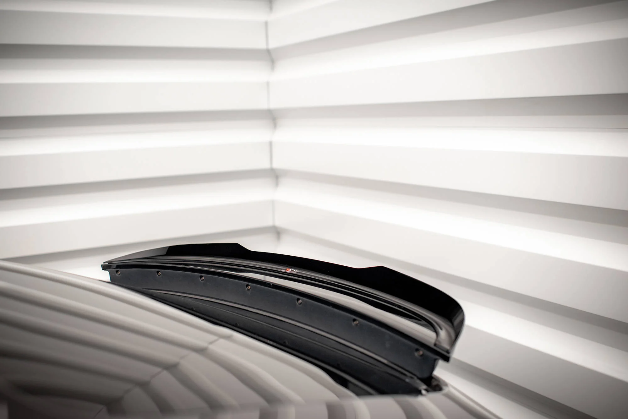 SPOILER CAP PORSCHE PANAMERA / PANAMERA DIESEL 970 - Image 2