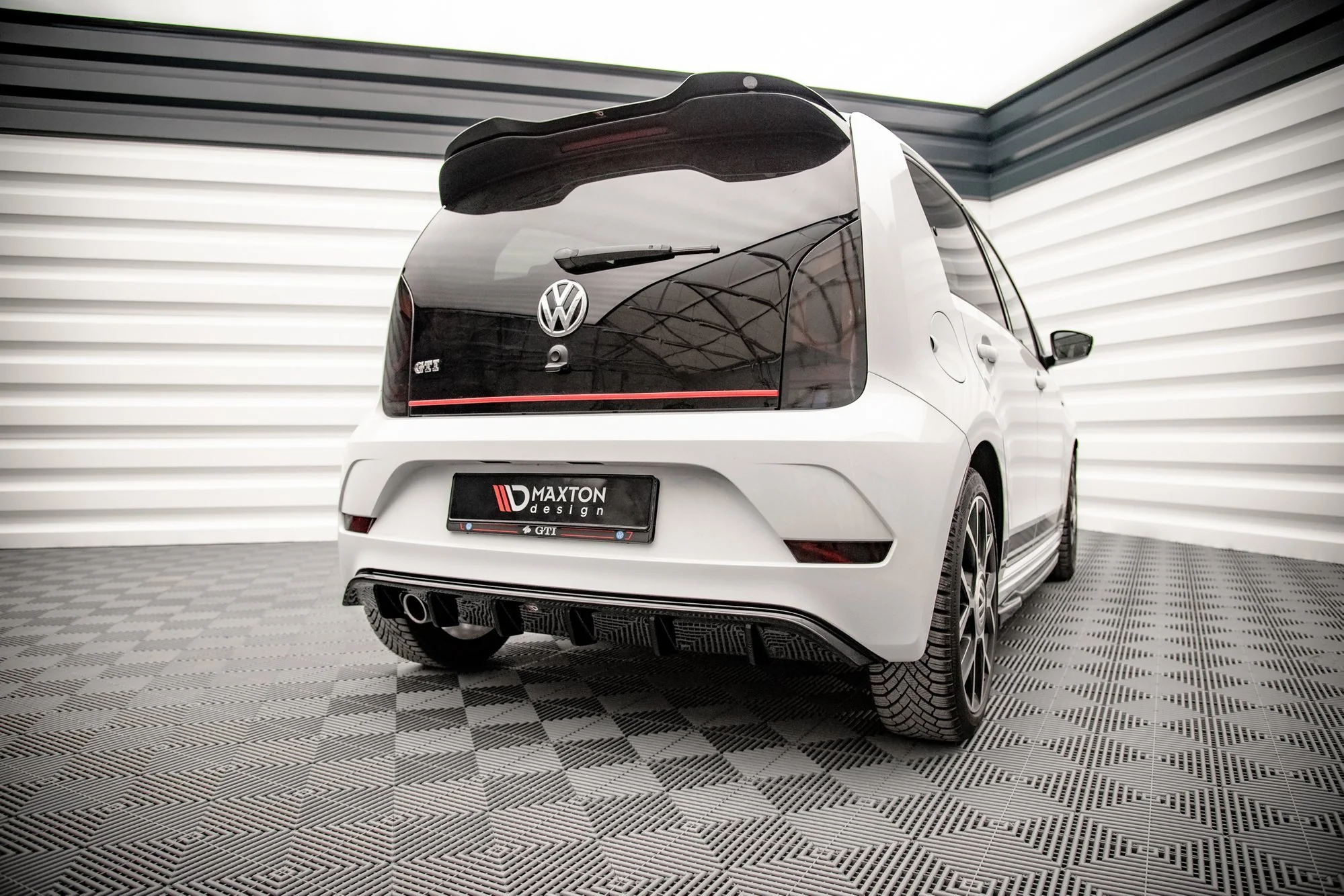 SPOILER CAP VOLKSWAGEN UP GTI - Image 5