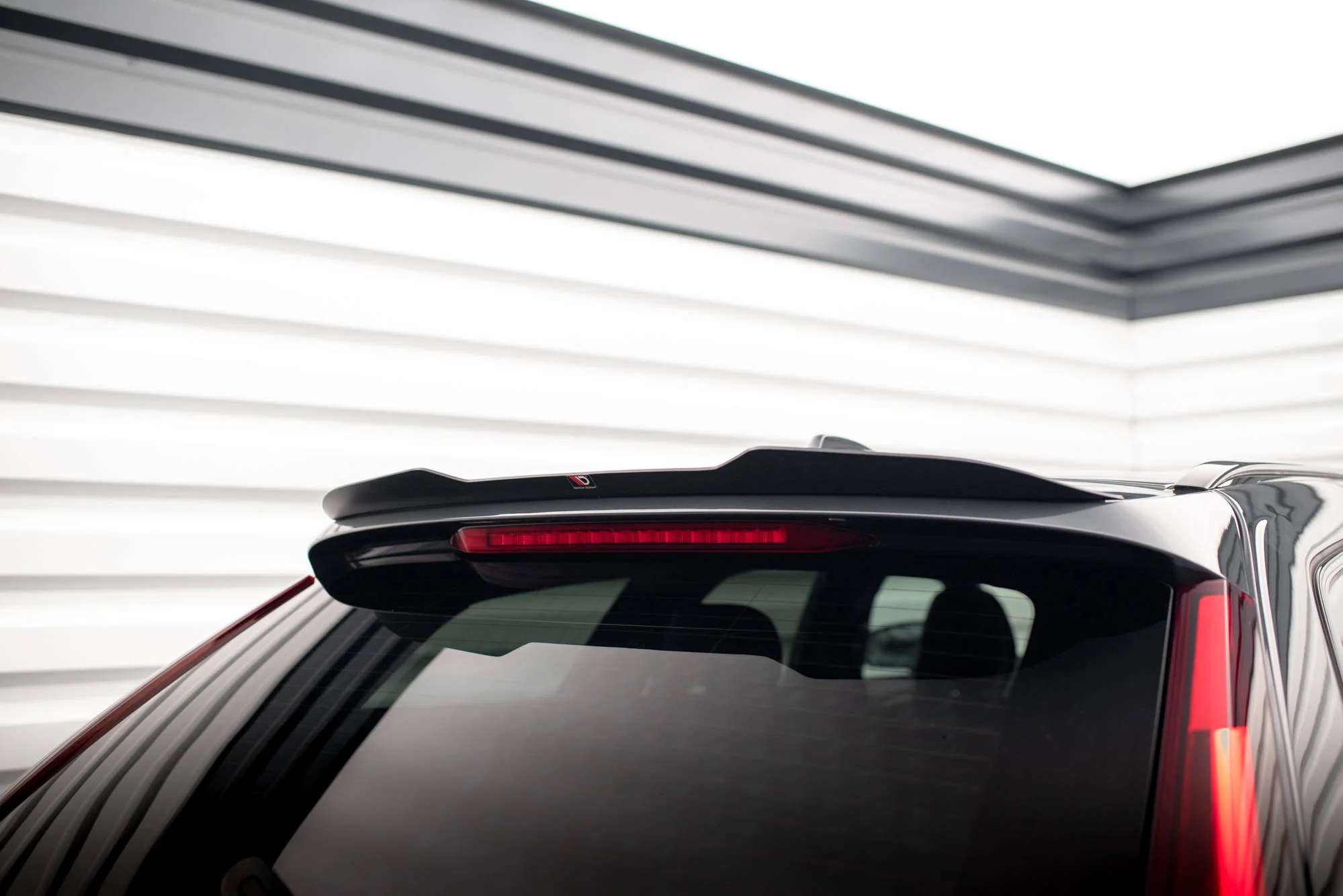 SPOILER CAP VOLVO V90 R-DESIGN MK2 - Image 3