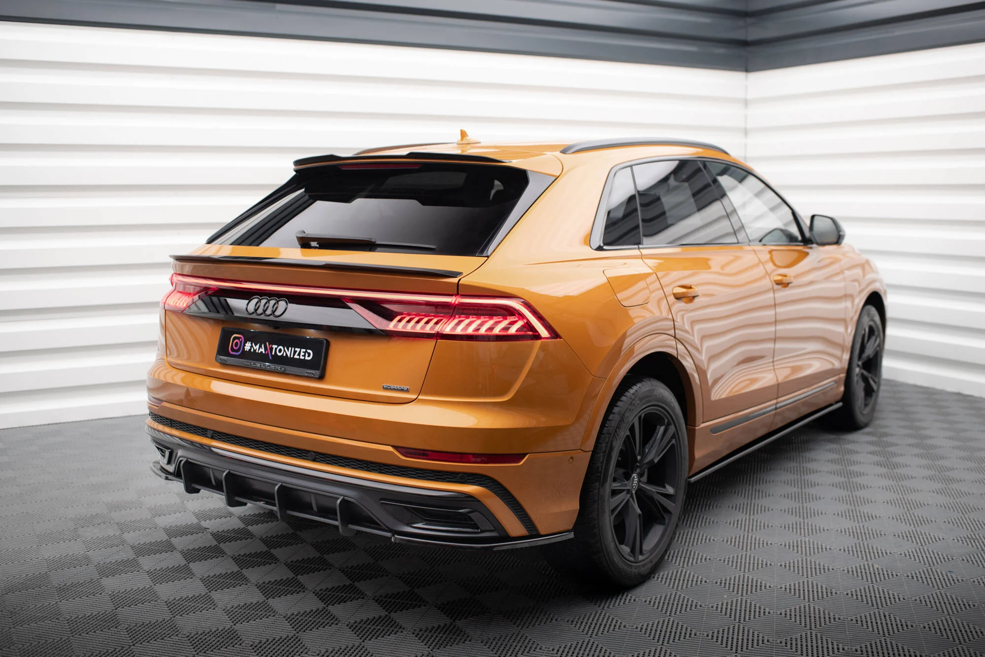 UPPER SPOILER CAP AUDI Q8 S-LINE / SQ8 MK1 - Image 2
