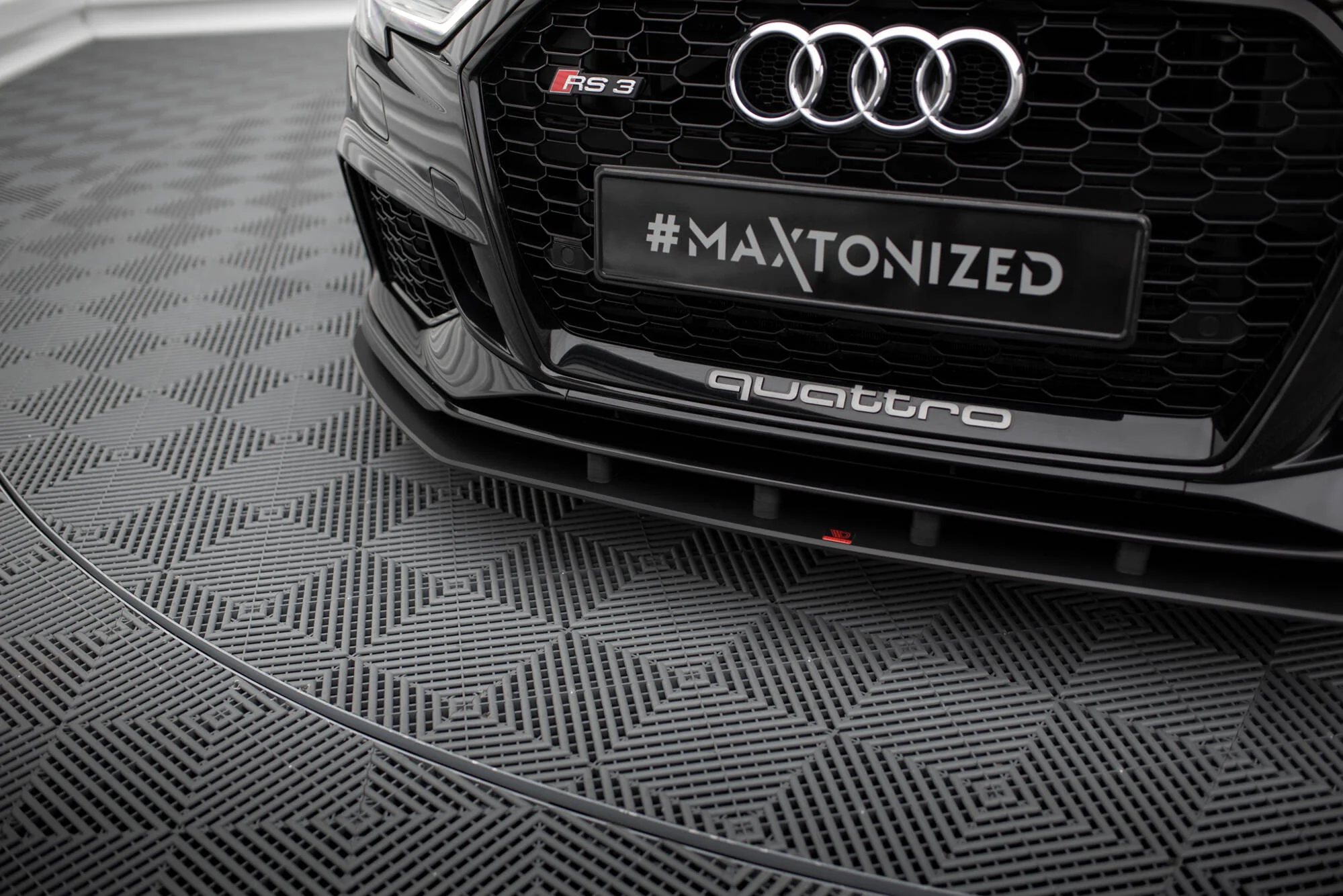 STREET PRO FRONT SPLITTER AUDI RS3 SEDAN 8V FACELIFT - Image 4