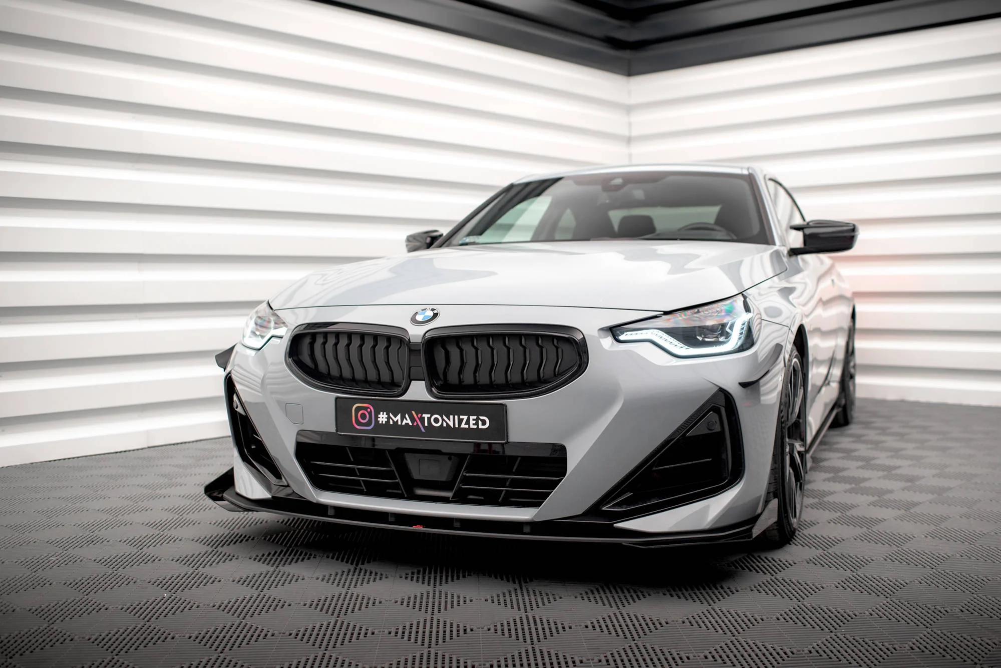 STREET PRO FRONT SPLITTER + FLAPS BMW 2 COUPE M-PACK / M240I G42 - Image 3