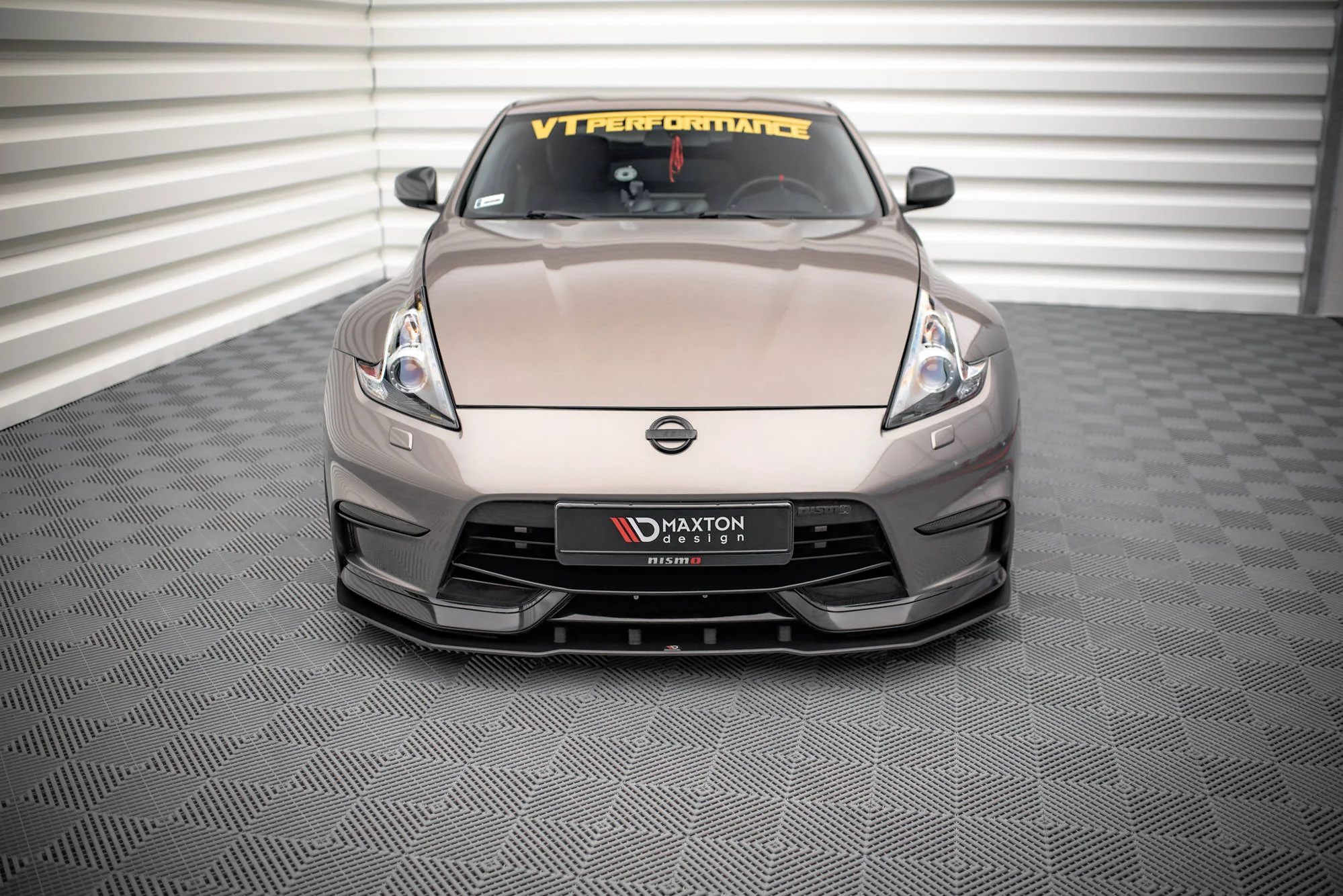 STREET PRO FRONT SPLITTER NISSAN 370Z NISMO FACELIFT - Image 3