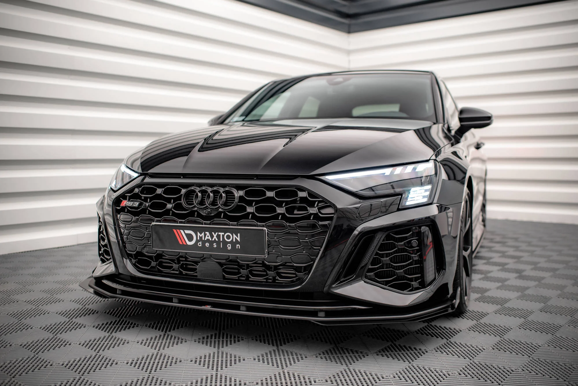 STREET PRO FRONT SPLITTER V.1 + FLAPS AUDI RS3 SPORTBACK / SEDAN 8Y - Image 3