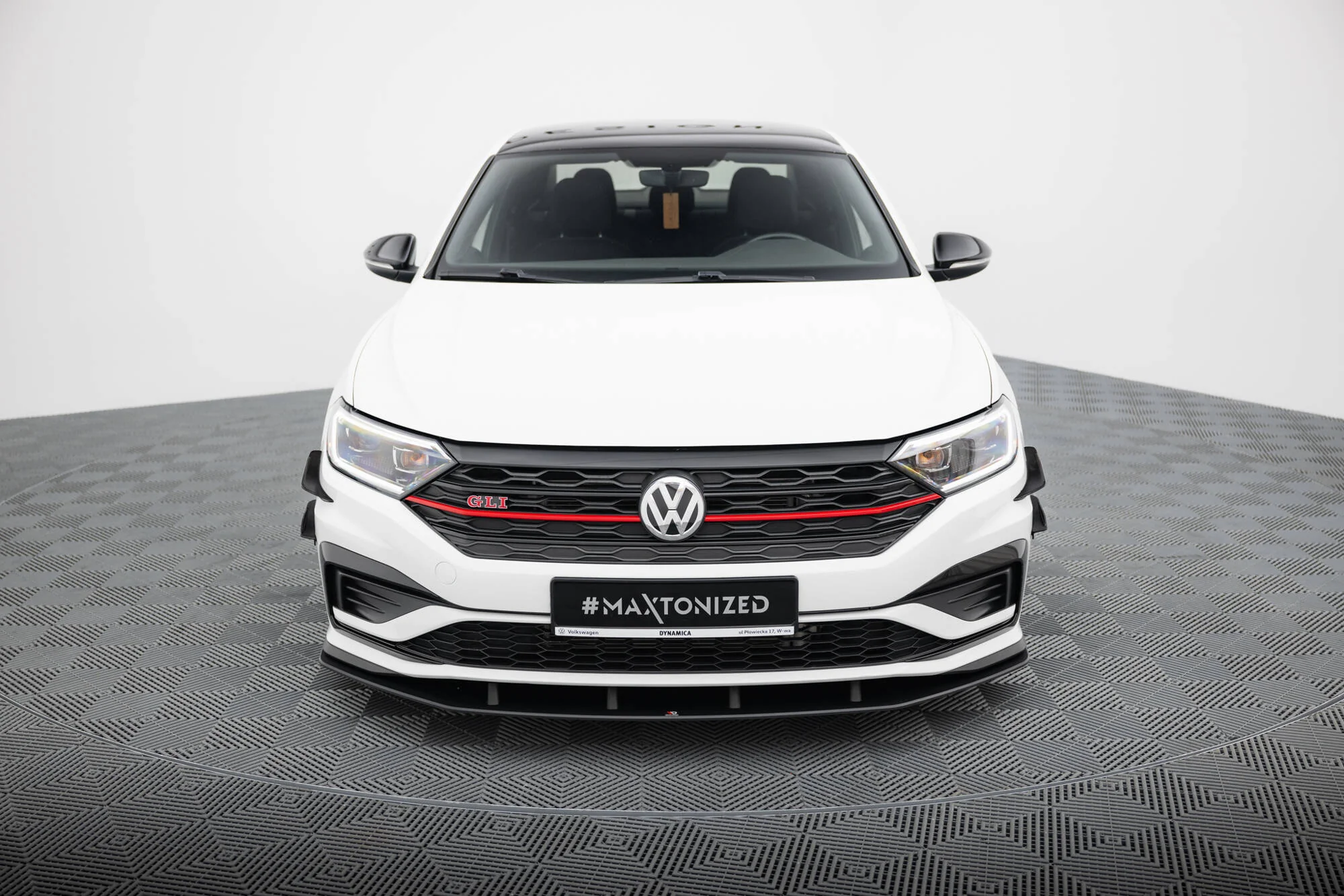 STREET PRO FRONT SPLITTER VOLKSWAGEN JETTA GLI MK7 - Image 2