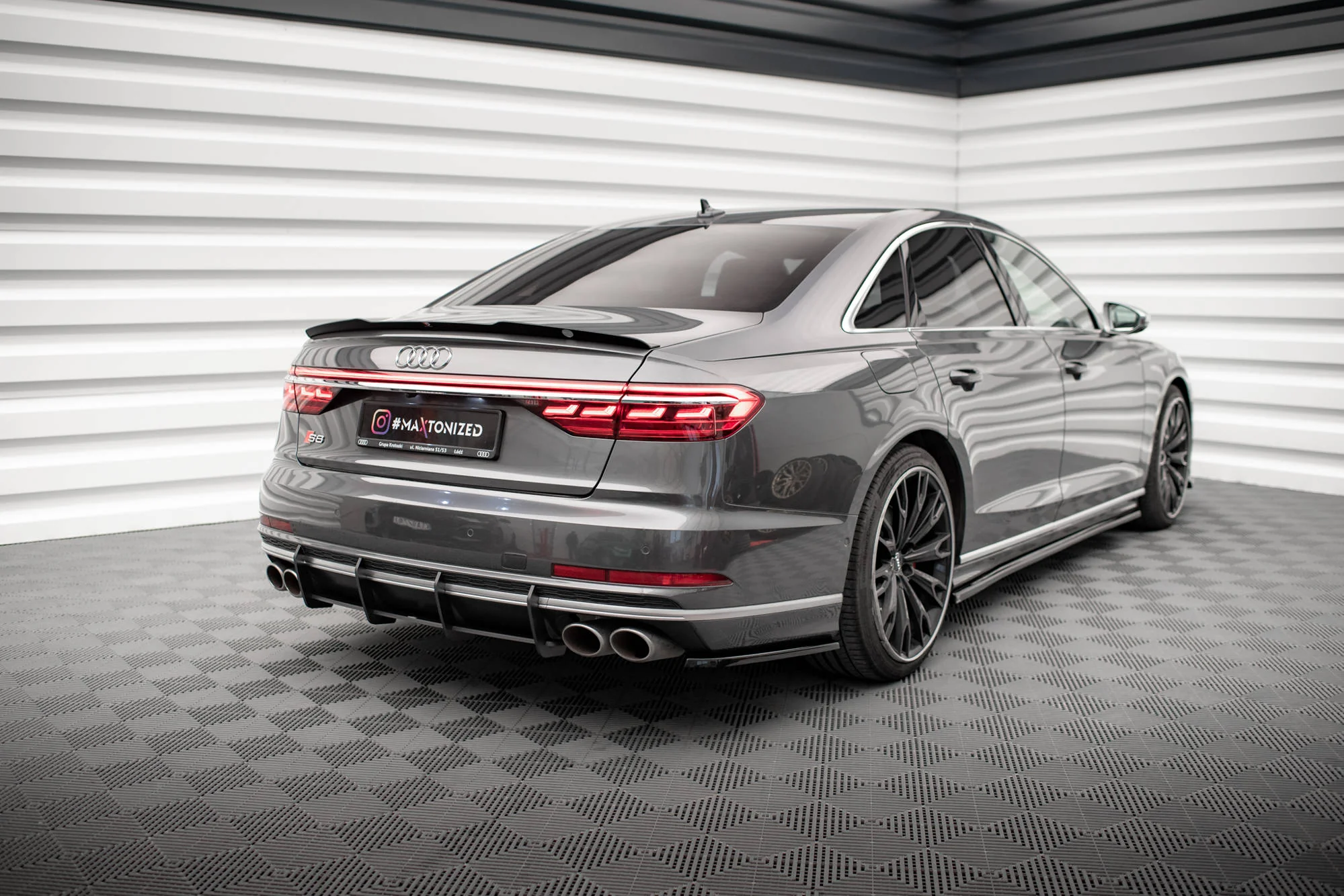 STREET PRO REAR DIFFUSER AUDI S8 D5 - Image 5