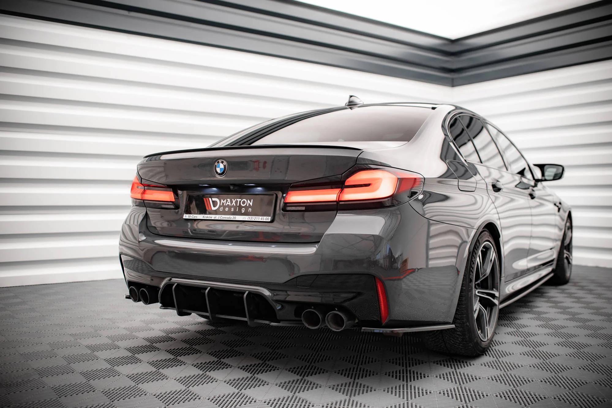 STREET PRO REAR DIFFUSER BMW M5 F90 - Image 4