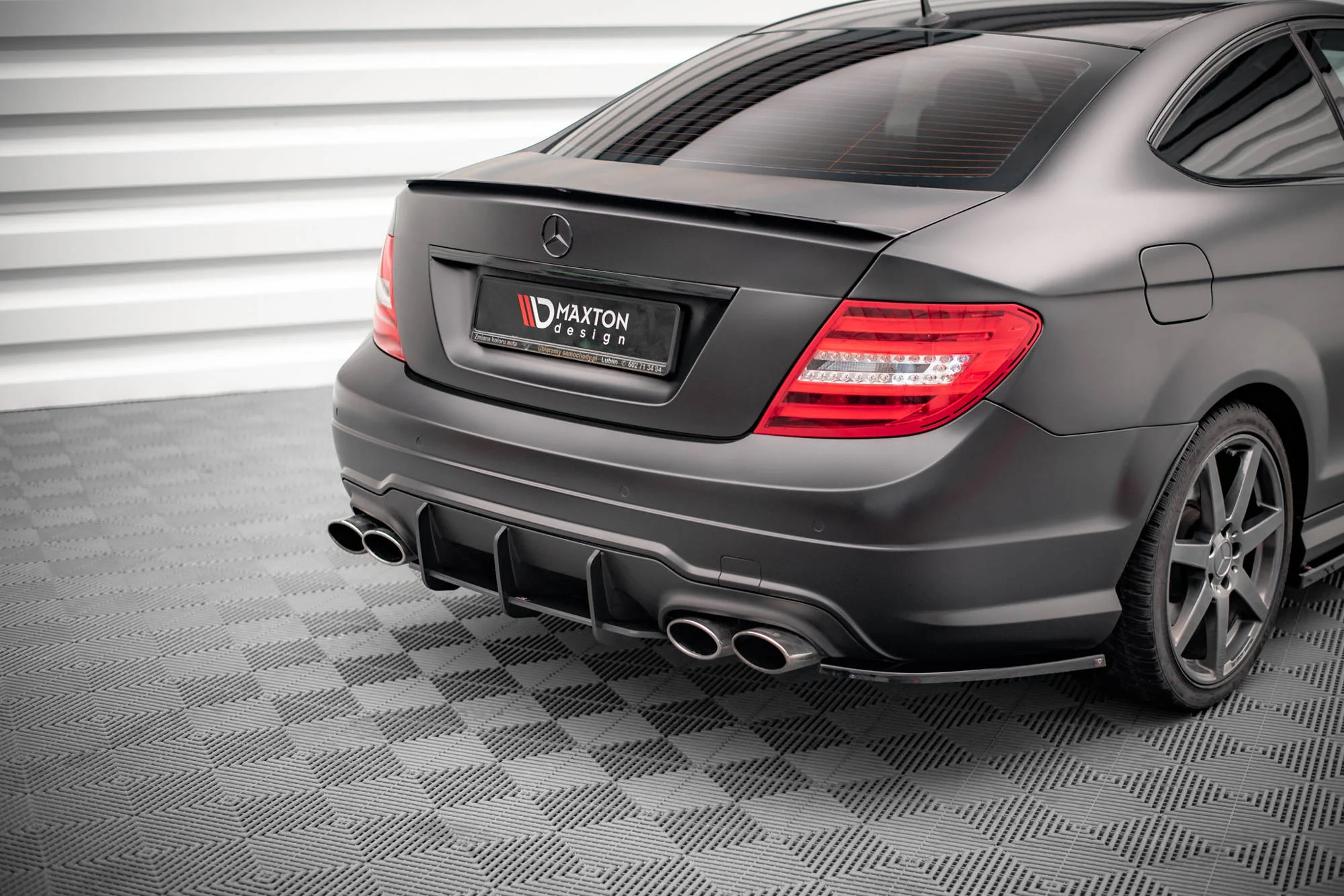 STREET PRO REAR DIFFUSER MERCEDES-BENZ C COUPE AMG-LINE C204 - Image 4