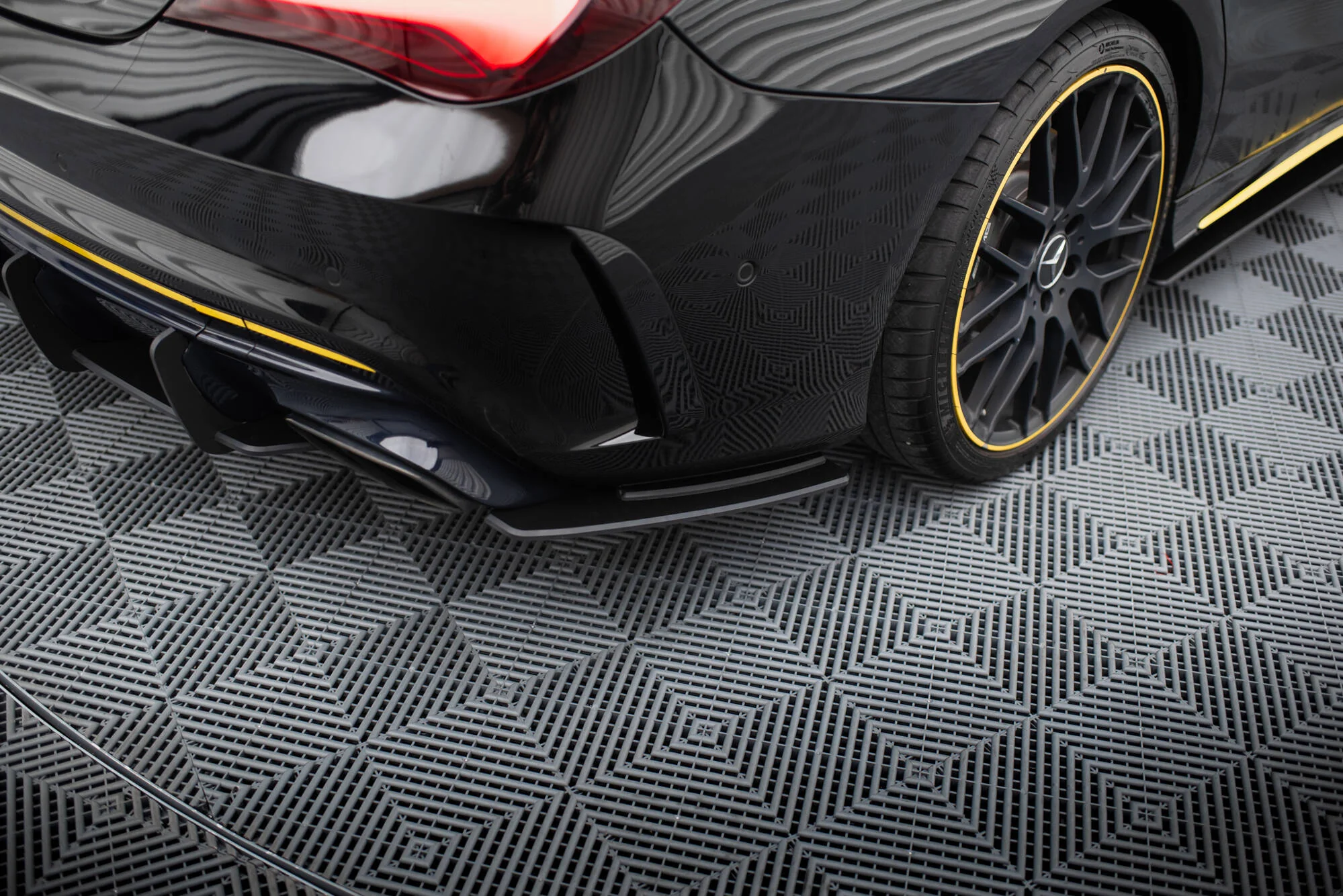 STREET PRO REAR SIDE SPLITTERS MERCEDES-AMG CLA 45 C117 FACELIFT - Image 2