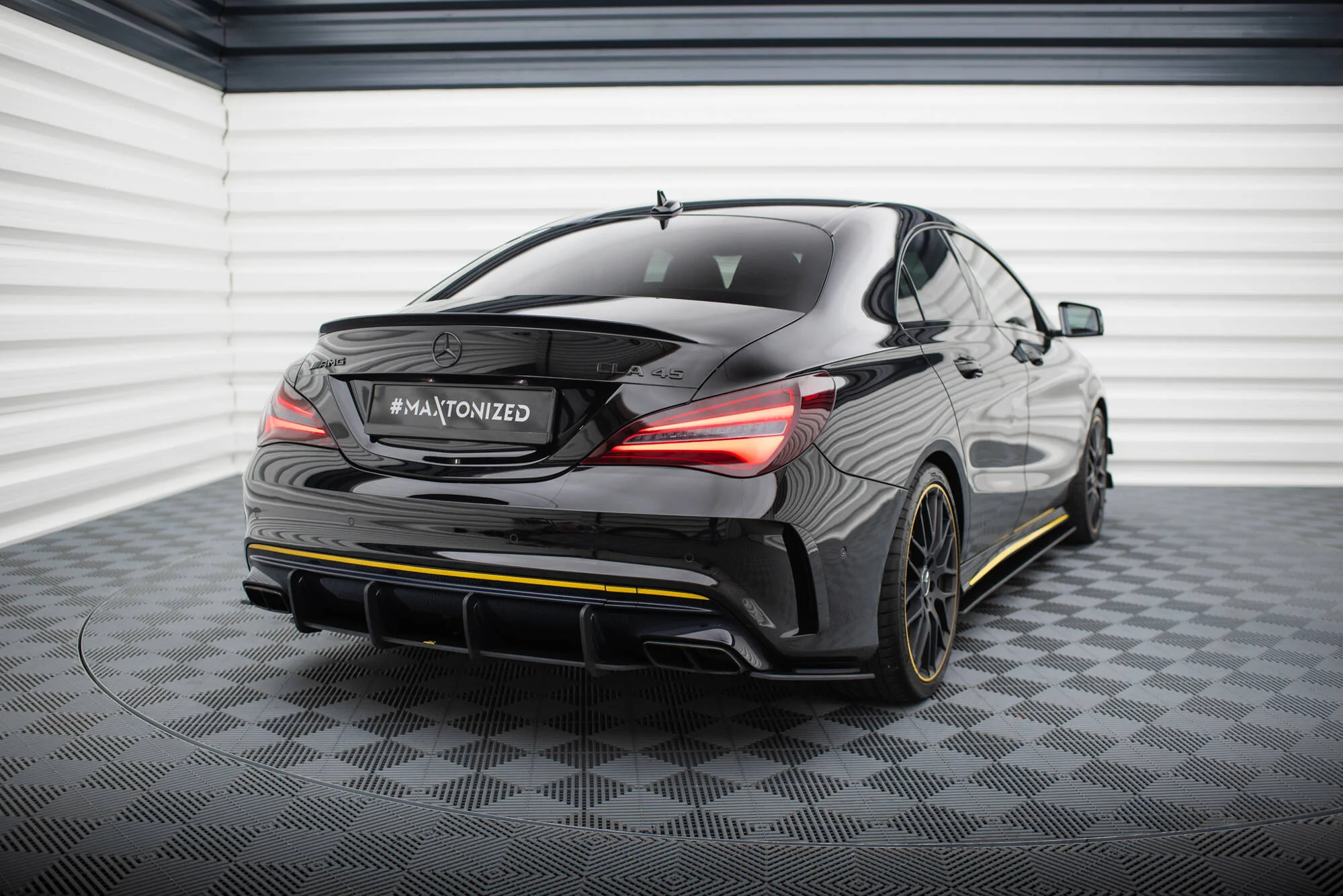 STREET PRO REAR SIDE SPLITTERS MERCEDES-AMG CLA 45 C117 FACELIFT - Image 3