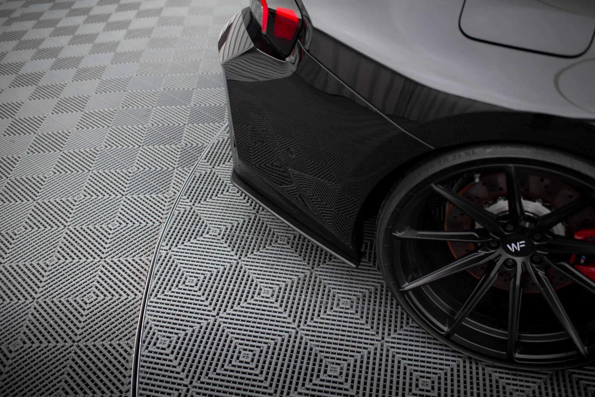 STREET PRO REAR SIDE SPLITTERS V.1 BMW M2 G87 - Image 4