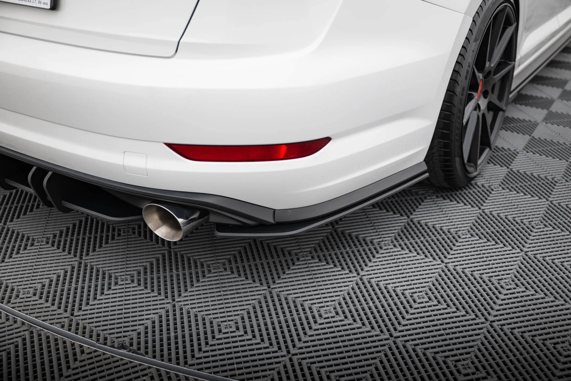STREET PRO REAR SIDE SPLITTERS VOLKSWAGEN JETTA GLI MK7 - Image 3