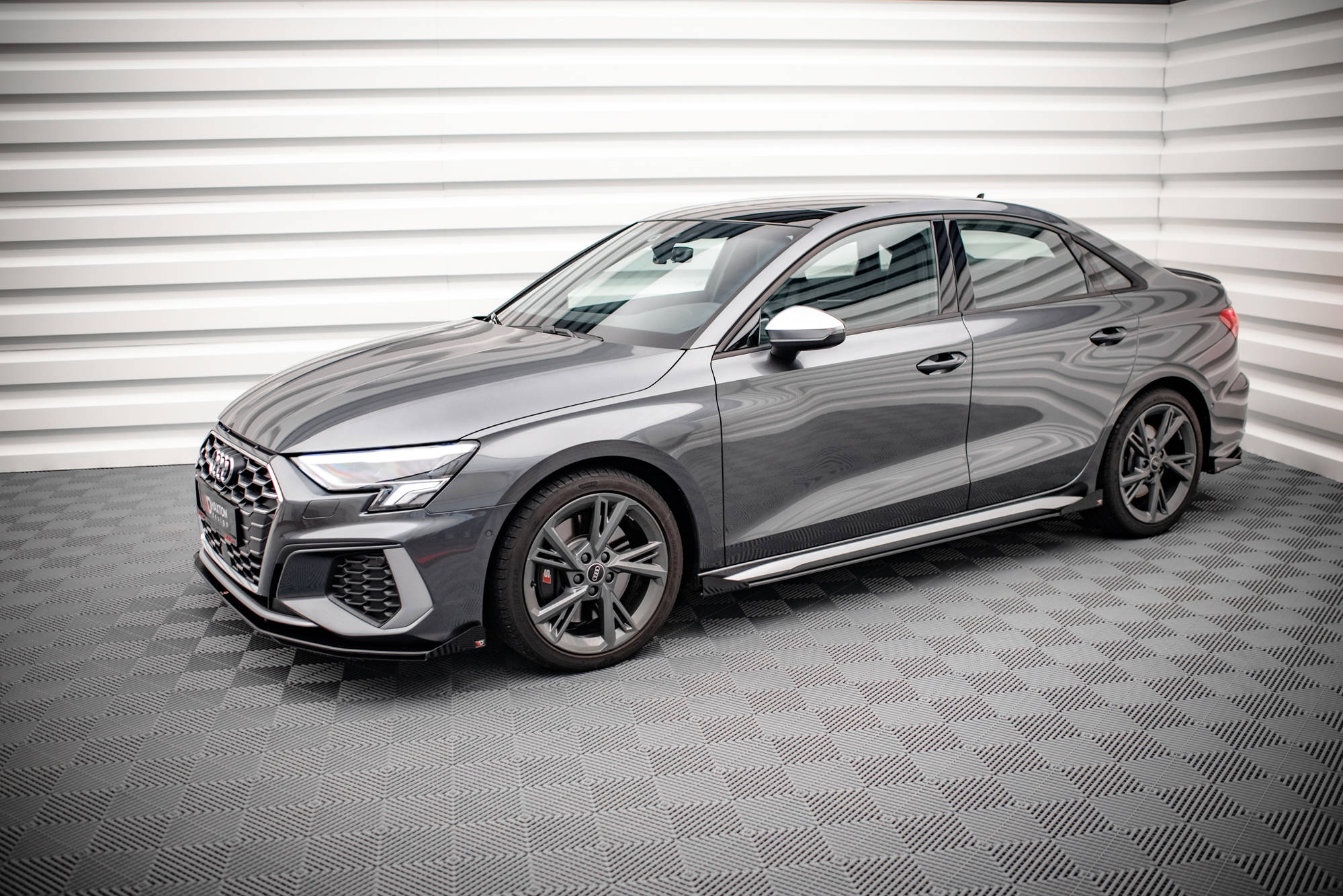 STREET PRO SIDE SKIRTS DIFFUSERS + FLAPS AUDI S3 / A3 S-LINE 8Y - Image 4