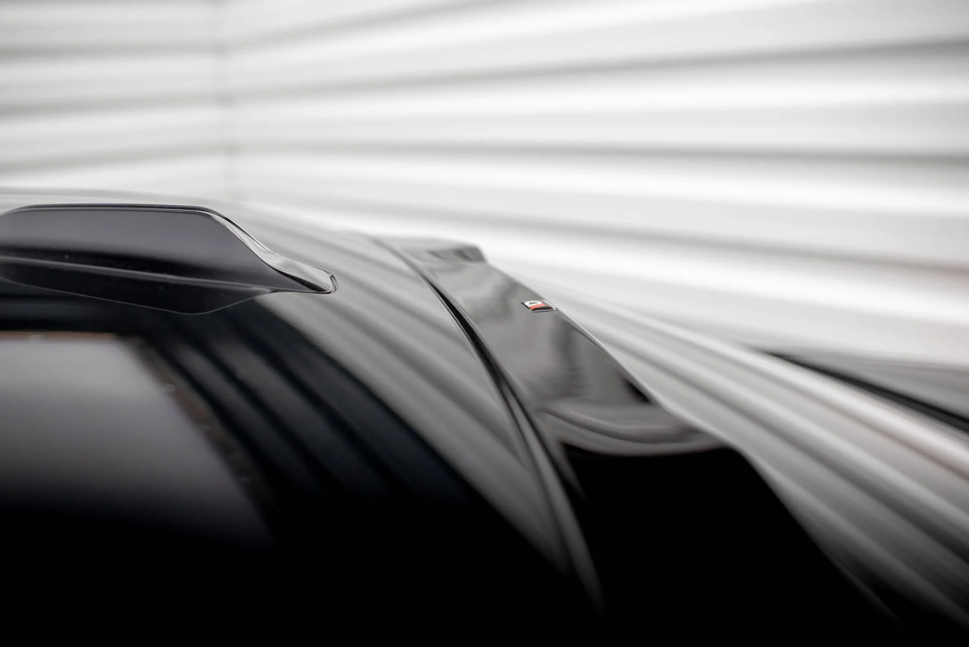 REAR WINDOW EXTENSION BMW 7 M-PACK / M760 G70 - Image 5