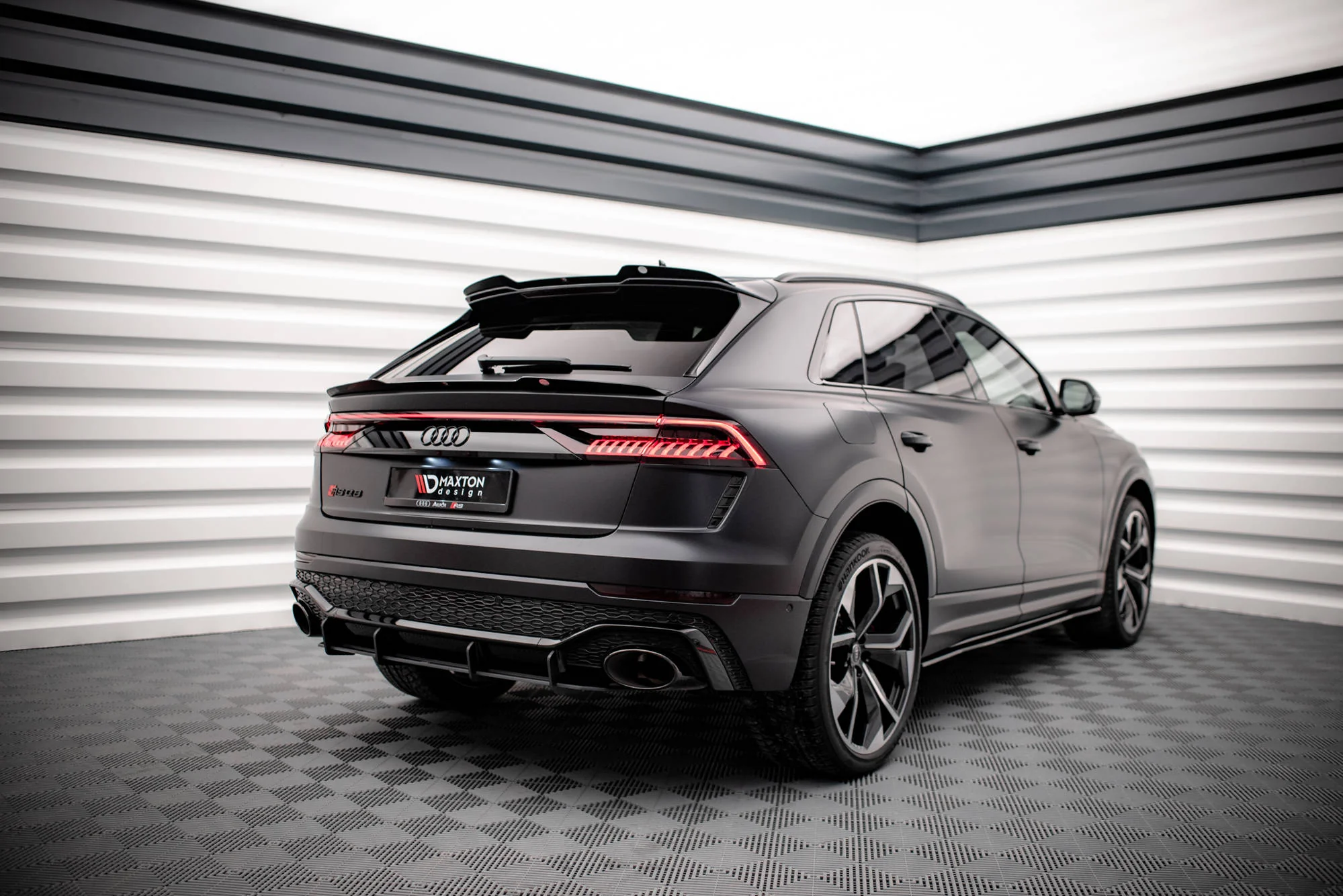 UPPER SPOILER CAP AUDI RSQ8 MK1 - Image 3