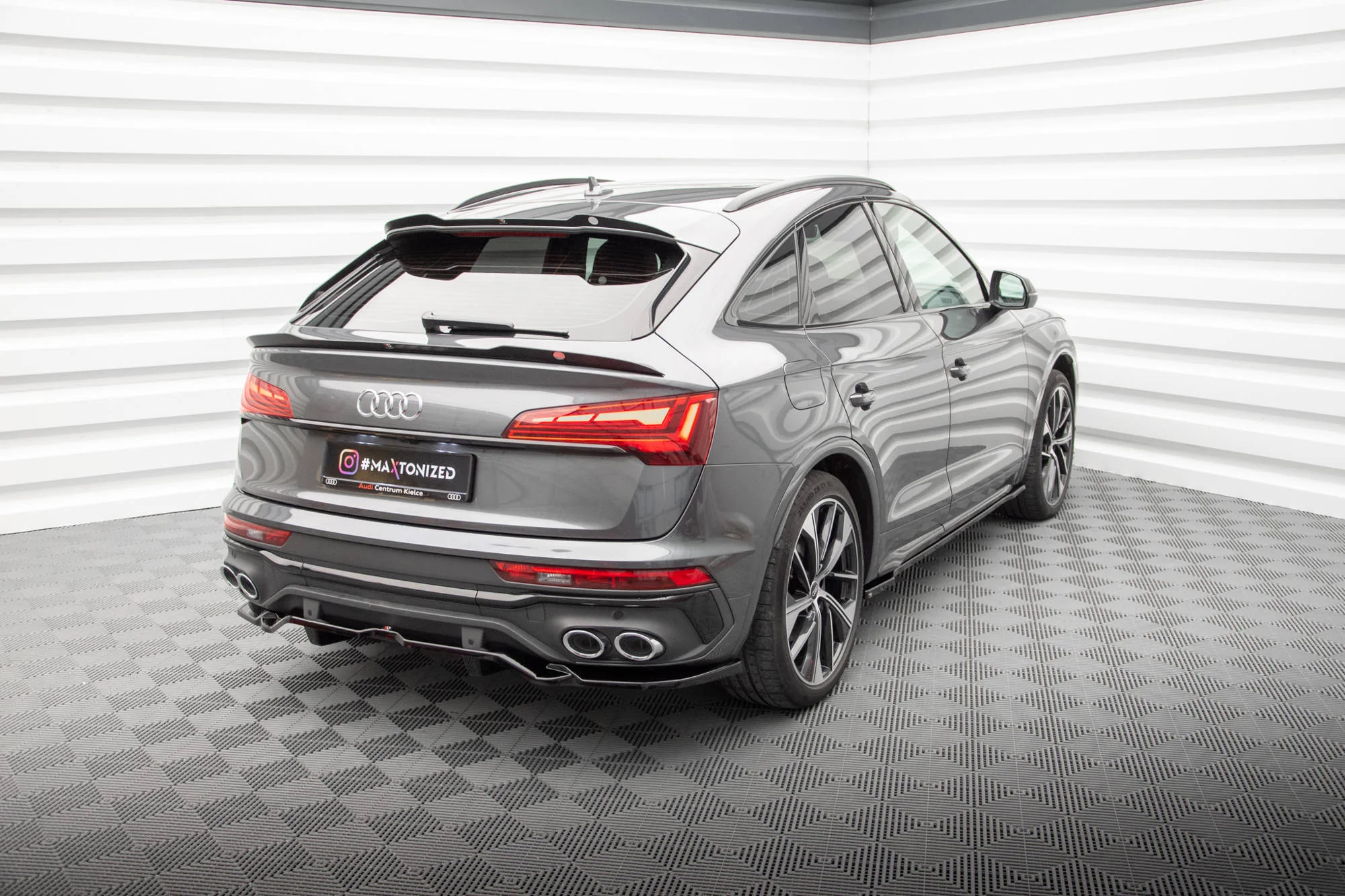 UPPER SPOILER CAP AUDI SQ5 SPORTBACK MK2 FACELIFT - Image 4